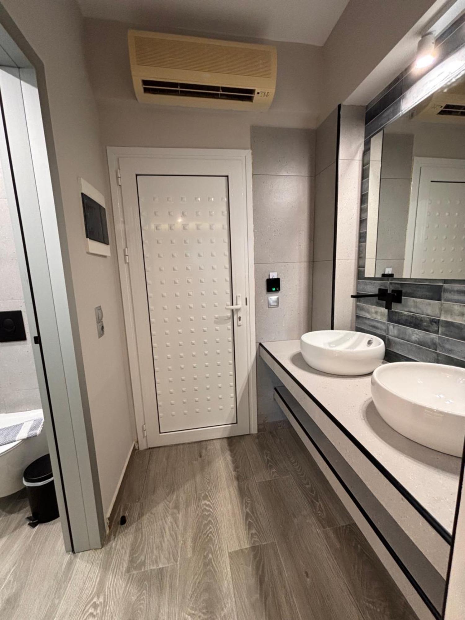 Callinica Hotel