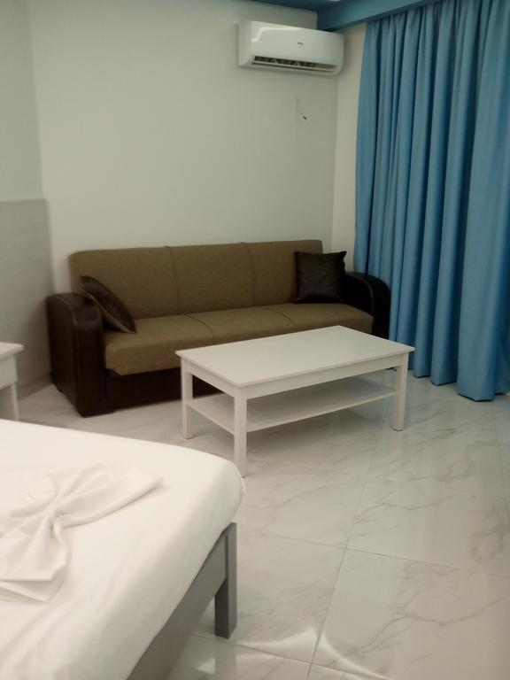 Hotel Callinica 2*